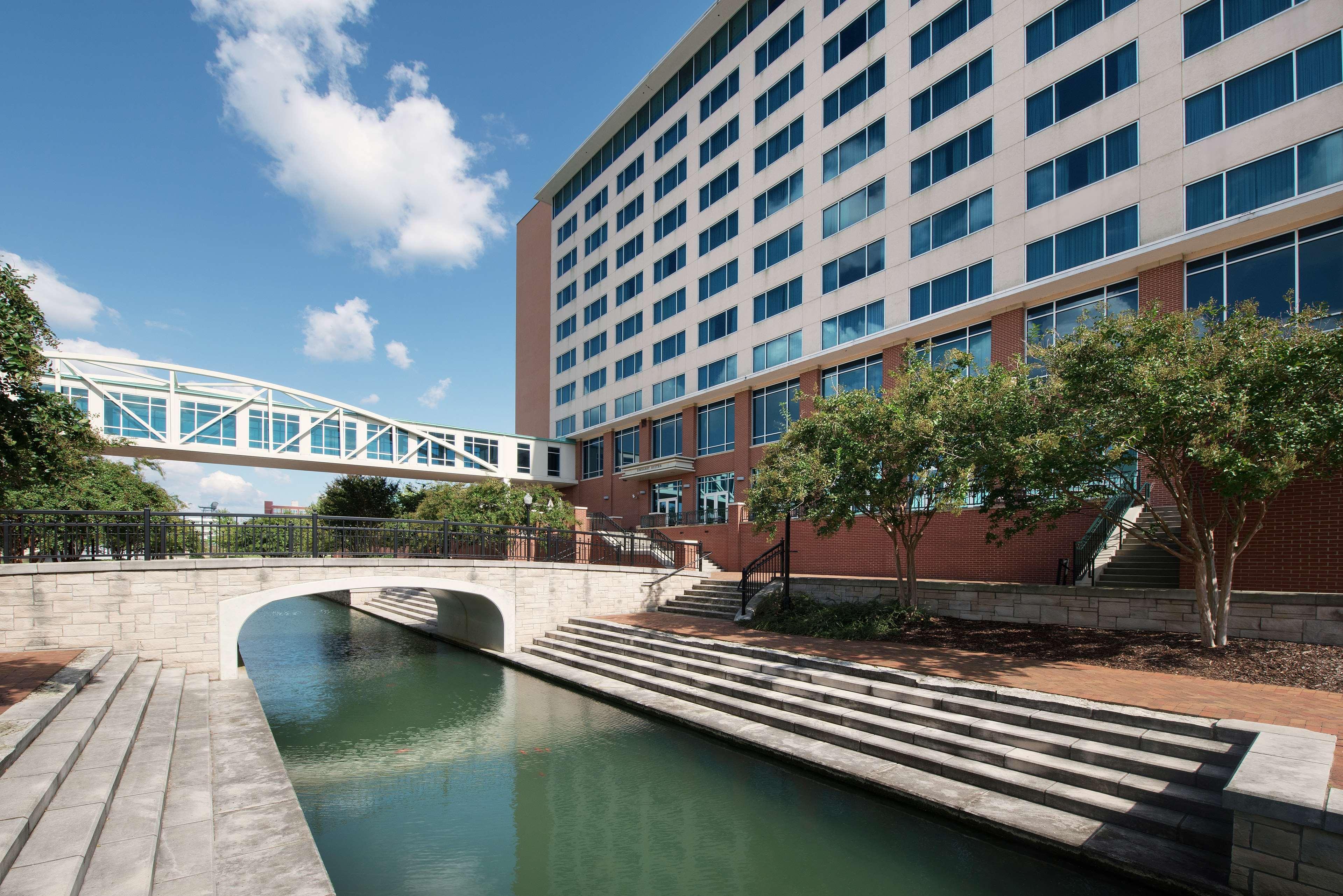 Embassy Suites Huntsville Exteriér fotografie